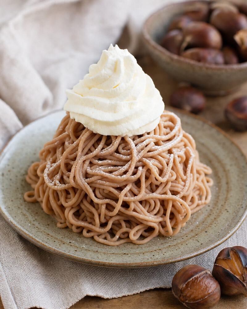 Vermicelles, purée de marrons en vermicelles avec crème fouettée